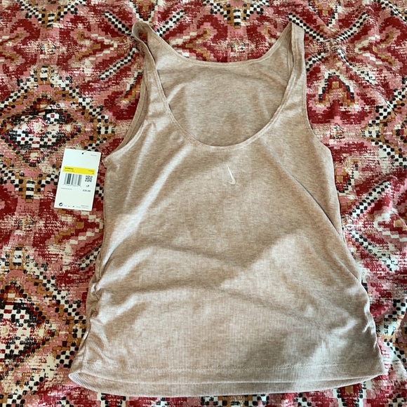 Nike Tank Top - Picture 2 of 3